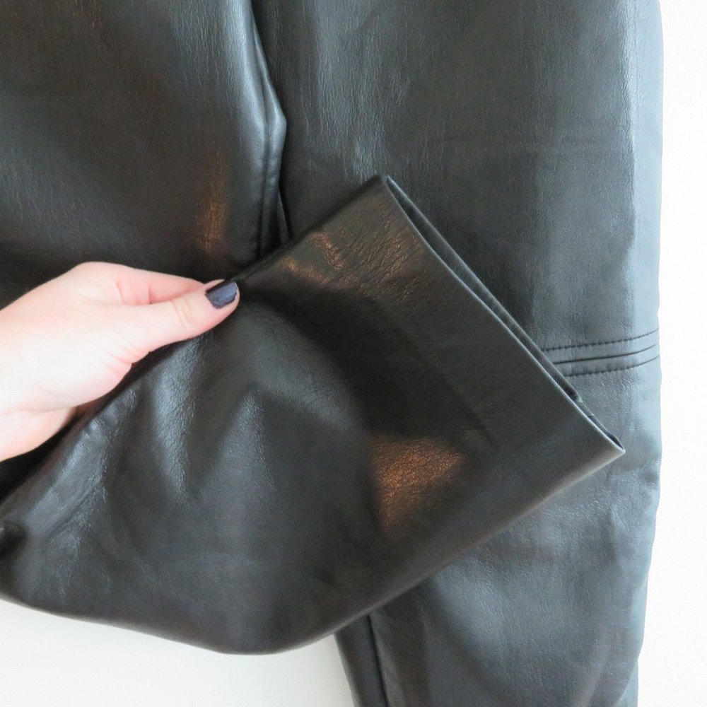 ARITZIA WILFRED High Tied Pant in Black Vegan Leather - Size US 00 (No belt) - Picture 10 of 16